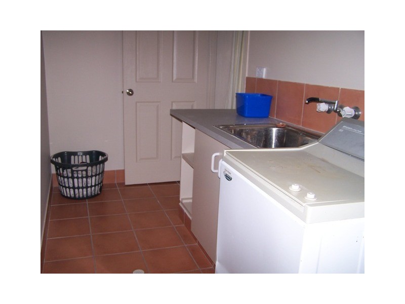 20 Mackay Drive, Kawungan QLD 4655