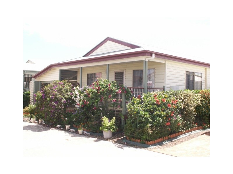 178 Reef Street. Gloden Shores. Pialba., Pialba QLD 4655