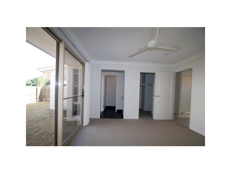 16 Brackish Court, Toogoom QLD 4655