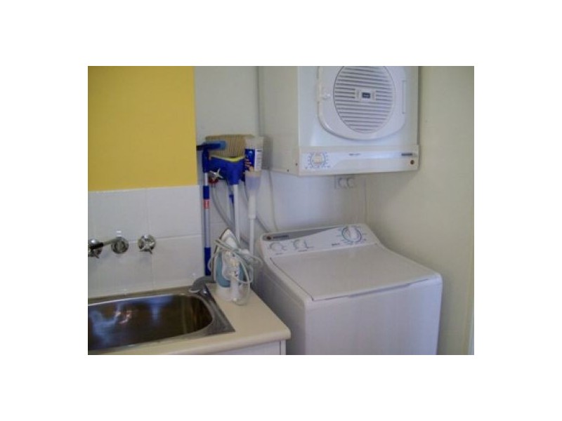 Unit 8 Great Sandy Straits Resort, Buccaneer Drive, Urangan QLD 4655