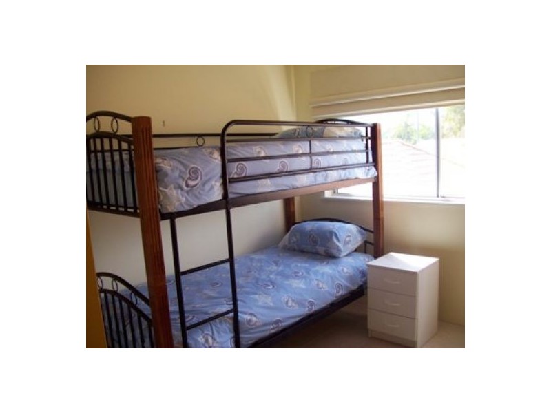 Unit 8 Great Sandy Straits Resort, Buccaneer Drive, Urangan QLD 4655