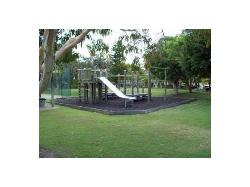 Unit 8 Great Sandy Straits Resort, Buccaneer Drive, Urangan QLD 4655