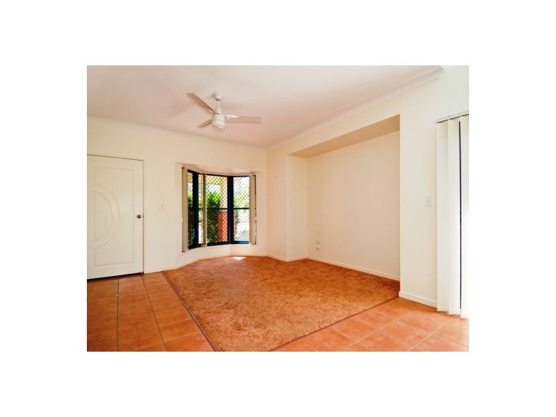 105/34 Elizabeth Street, Urangan QLD 4655