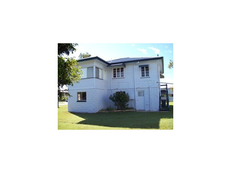 125 Pulgul Street, Urangan QLD 4655