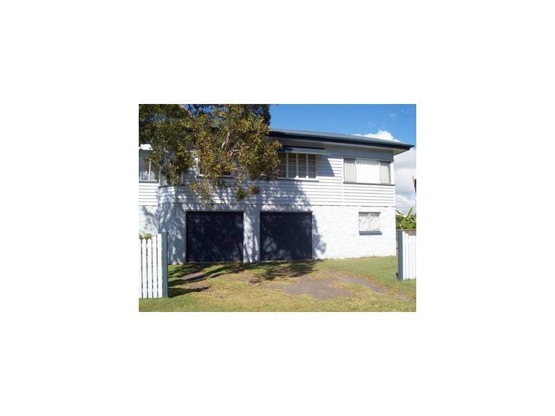 125 Pulgul Street, Urangan QLD 4655