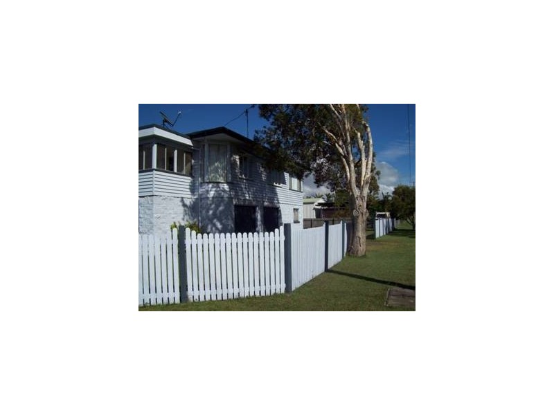 125 Pulgul Street, Urangan QLD 4655