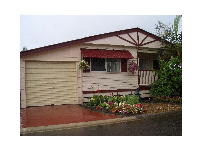 53 Eucalyptus Ave, Eli Waters QLD 4655