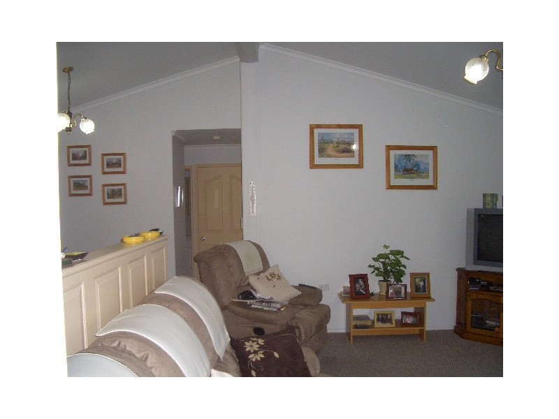 53 Eucalyptus Ave, Eli Waters QLD 4655