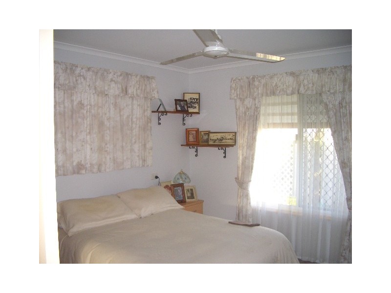 53 Eucalyptus Ave, Eli Waters QLD 4655