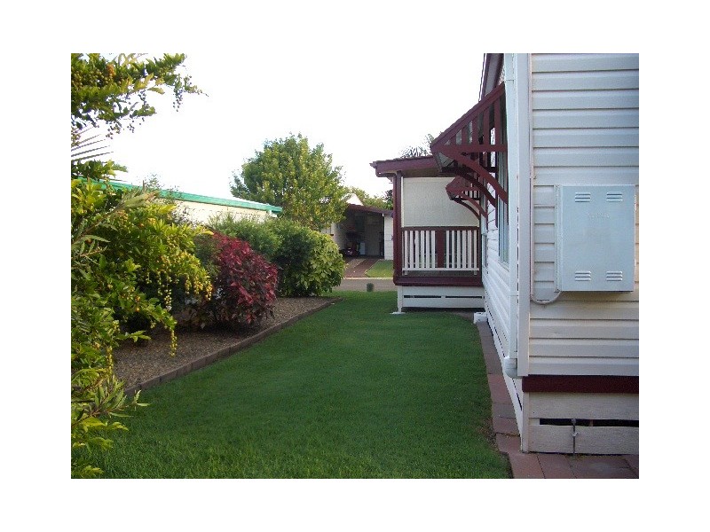 53 Eucalyptus Ave, Eli Waters QLD 4655