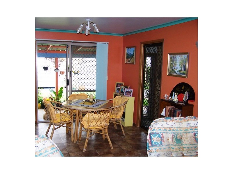 66 Drummond Street, Urangan QLD 4655