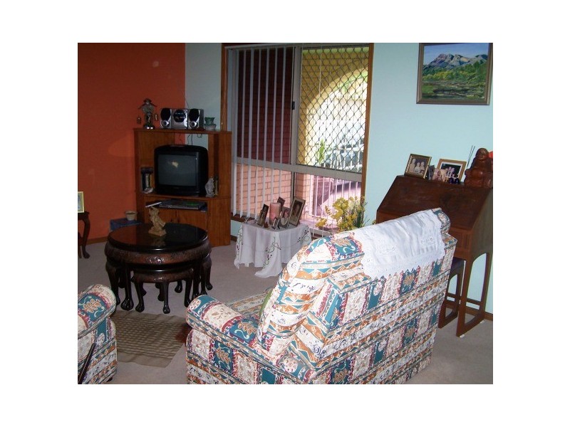 66 Drummond Street, Urangan QLD 4655
