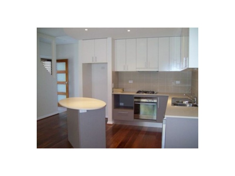 3/31 King Street, Urangan QLD 4655