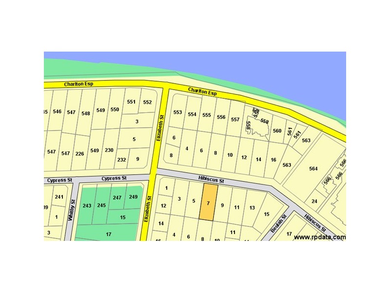 7 Hibiscus Street, Urangan QLD 4655