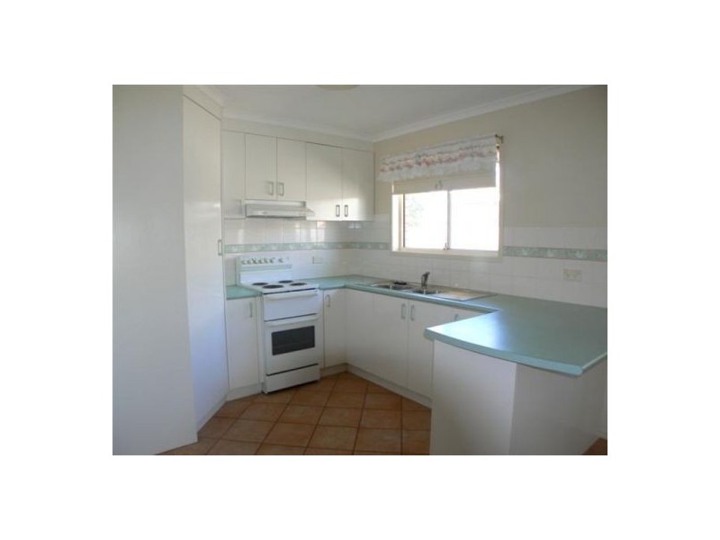 12 Merlin Drive, Urangan QLD 4655