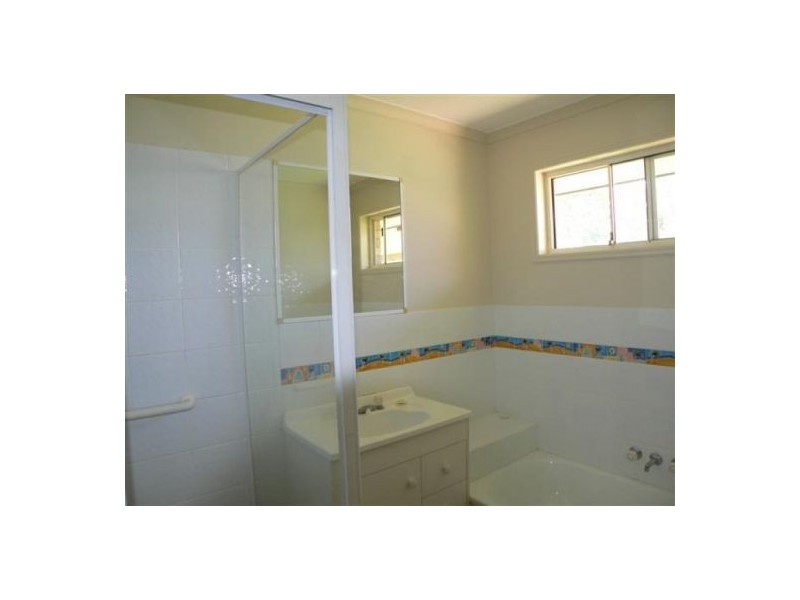 12 Merlin Drive, Urangan QLD 4655