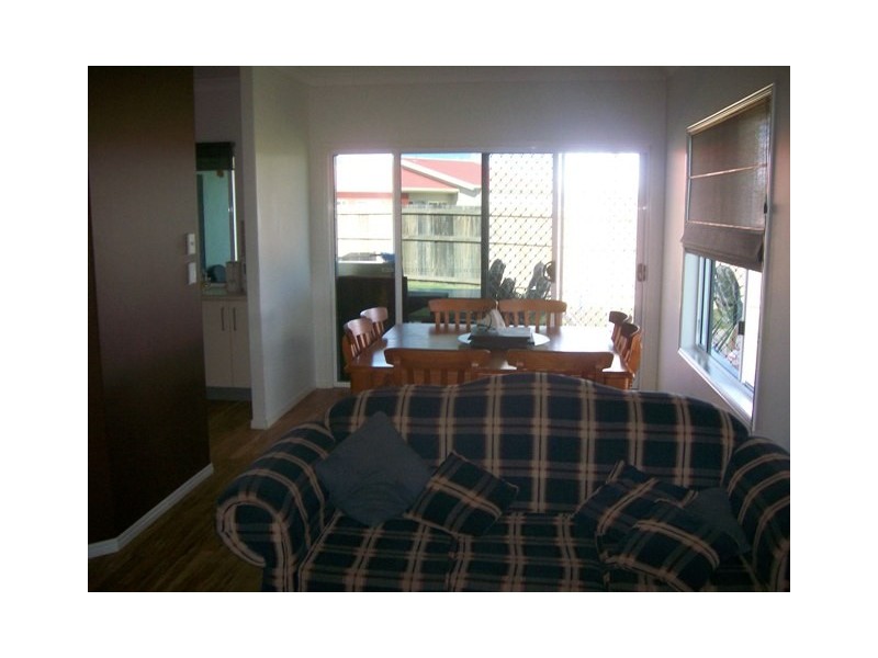 1 Seaway Parade, Toogoom QLD 4655