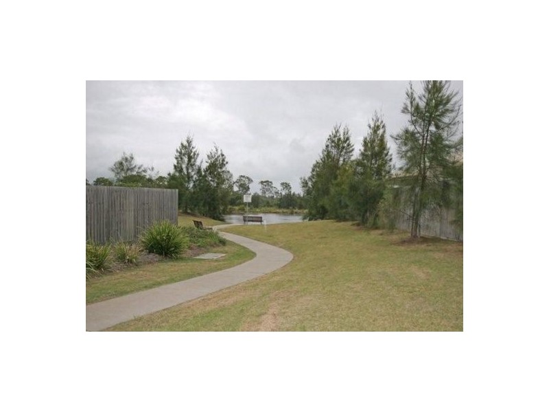 35 Northshore Avenue, Toogoom QLD 4655
