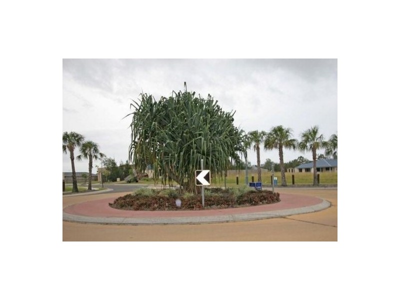 35 Northshore Avenue, Toogoom QLD 4655