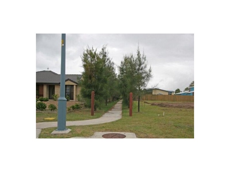 35 Northshore Avenue, Toogoom QLD 4655