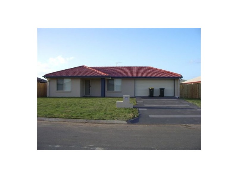 87 Endeavour Way, Eli Waters QLD 4655