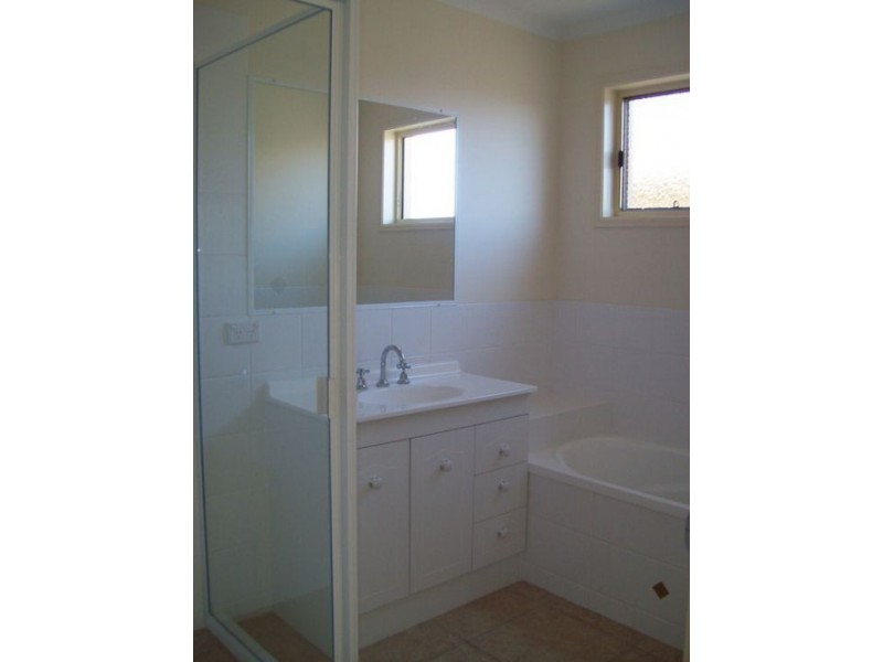 87 Endeavour Way, Eli Waters QLD 4655