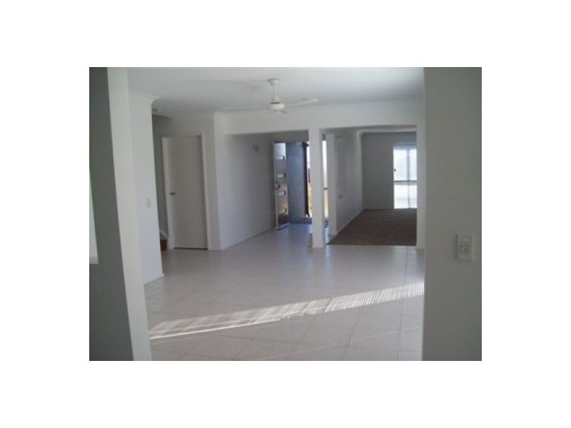 7 Captain Cook Street, Hervey Bay QLD 4655