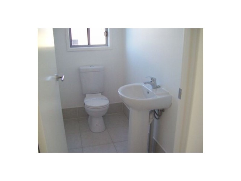 7 Captain Cook Street, Hervey Bay QLD 4655