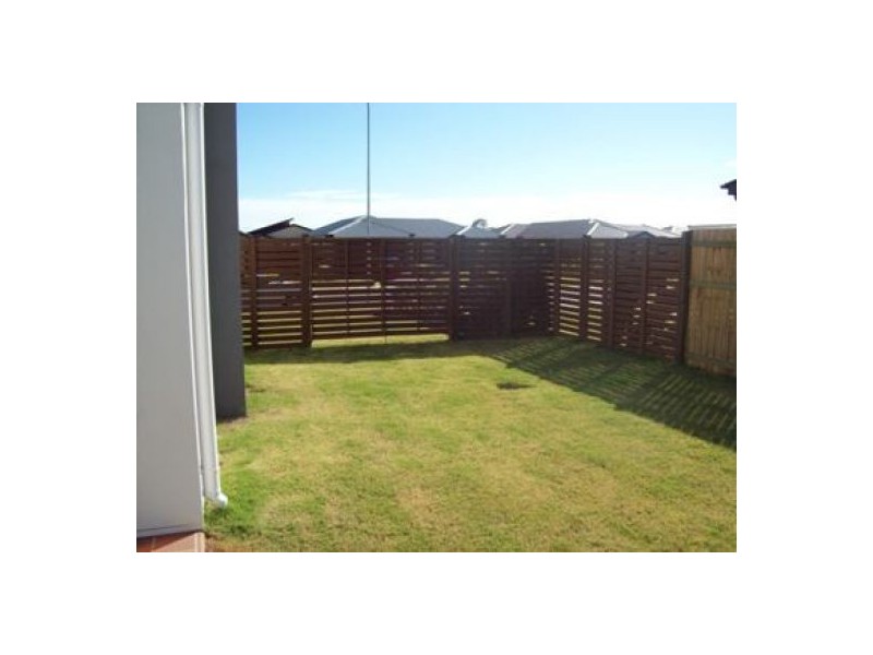 7 Captain Cook Street, Hervey Bay QLD 4655