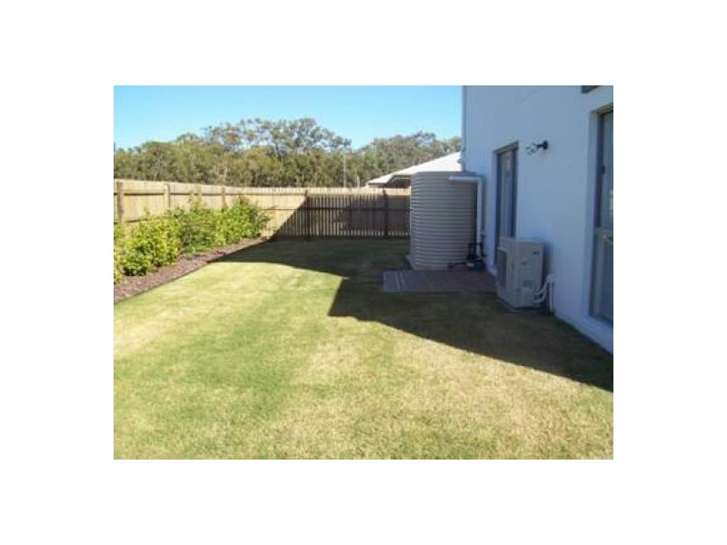 7 Captain Cook Street, Hervey Bay QLD 4655