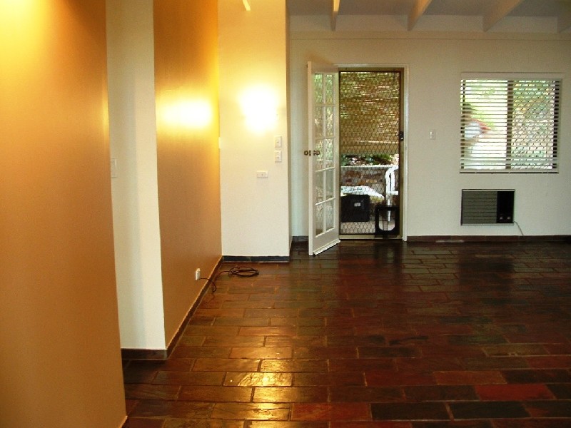 20 Zena Close, River Heads QLD 4655