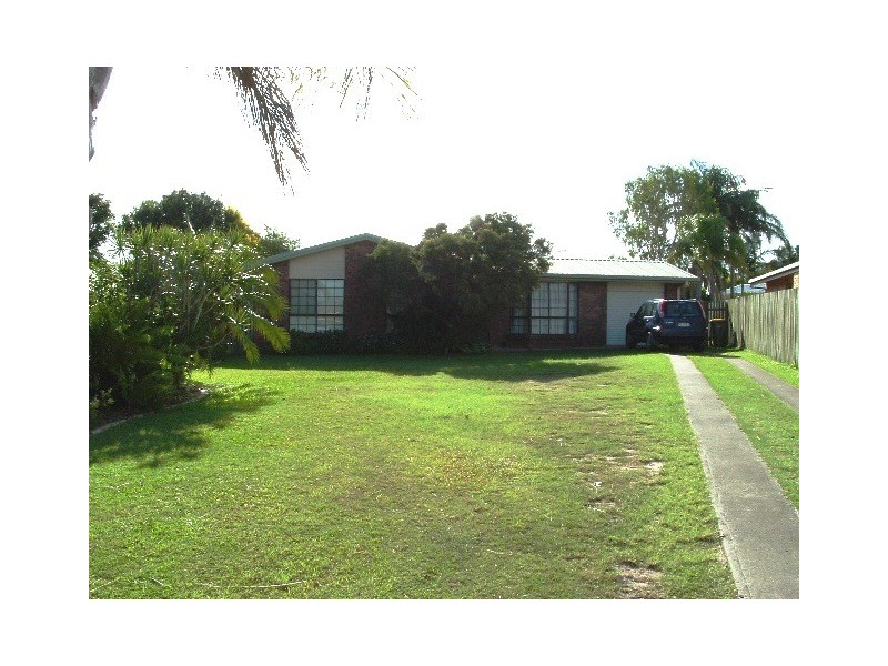11 Phoenix Court, Kawungan QLD 4655