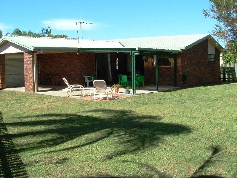 11 Phoenix Court, Kawungan QLD 4655
