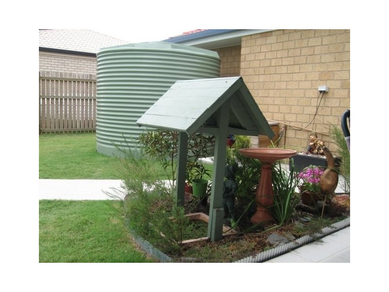 57 Bunya Ct, Eli Waters QLD 4655