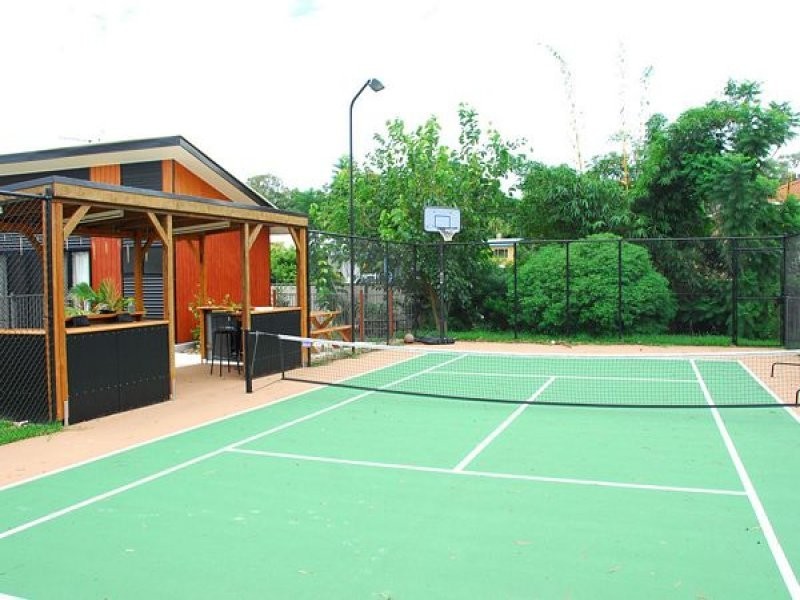 11 Castaway Court, Toogoom QLD 4655