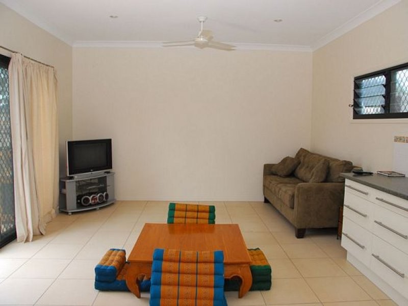 11 Castaway Court, Toogoom QLD 4655