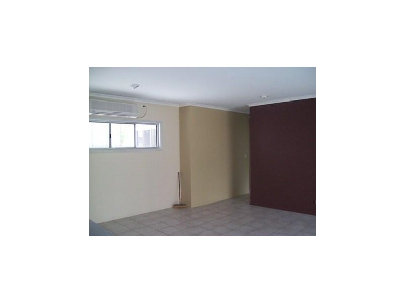 1/14 Queens Road, Hervey Bay QLD 4655