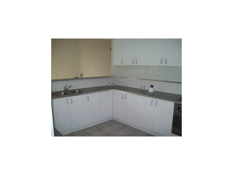 1/14 Queens Road, Hervey Bay QLD 4655