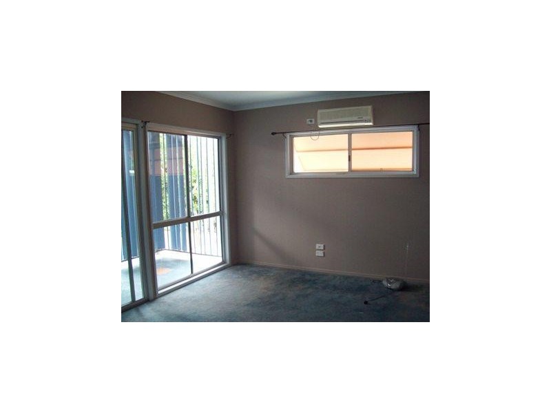 1/14 Queens Road, Hervey Bay QLD 4655