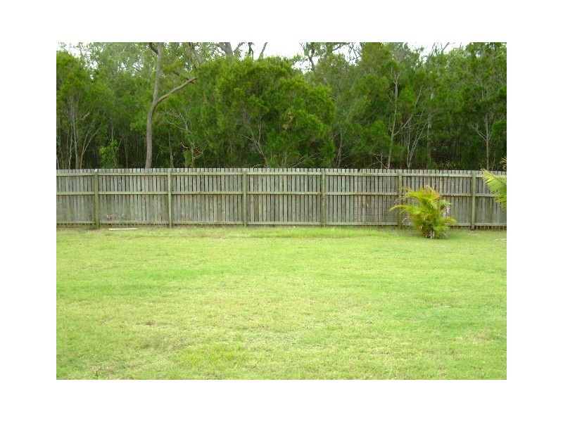 7 Ringtail Way, Urangan QLD 4655