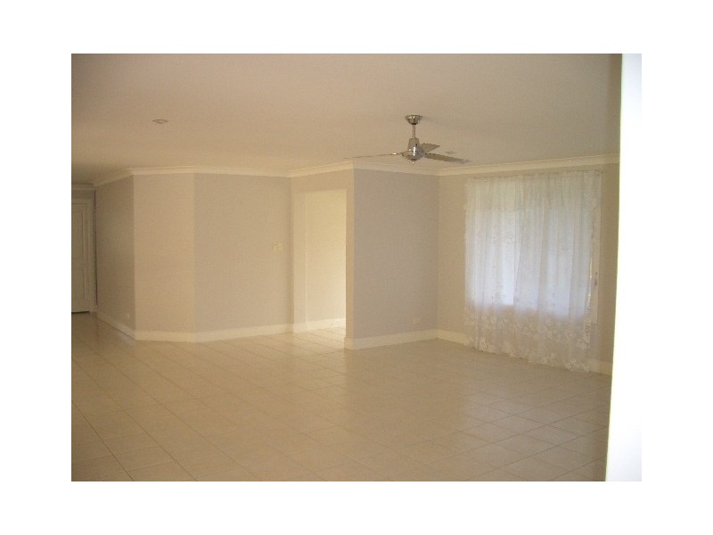7 Ringtail Way, Urangan QLD 4655