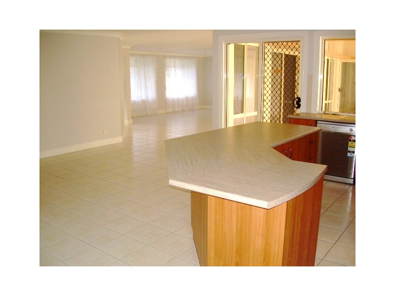 7 Ringtail Way, Urangan QLD 4655