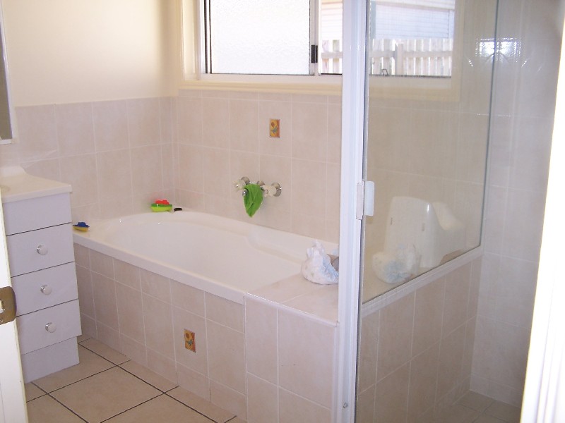 5 Cordelia Court, Urangan QLD 4655