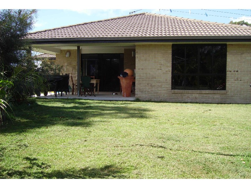 3 lakes Drive, Burrum Heads QLD 4659
