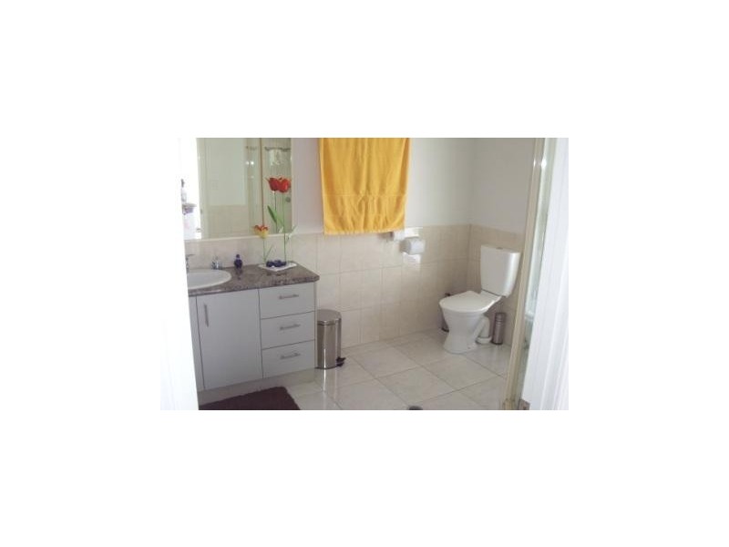 2 Caroline Court, Burrum River QLD 4659