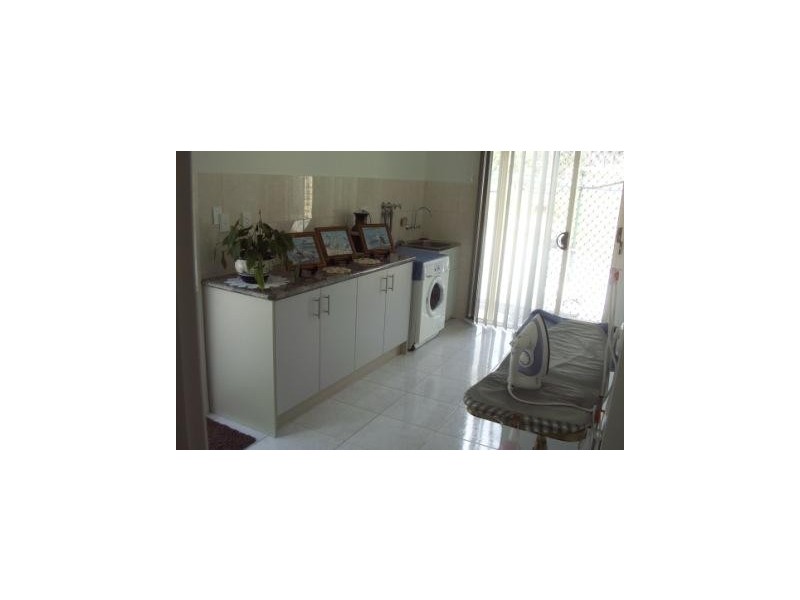 2 Caroline Court, Burrum River QLD 4659