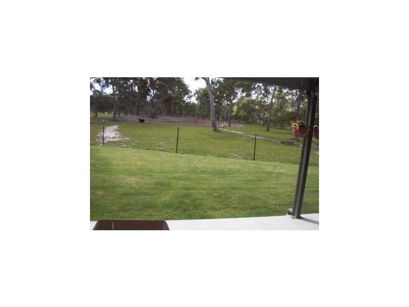 2 Caroline Court, Burrum River QLD 4659