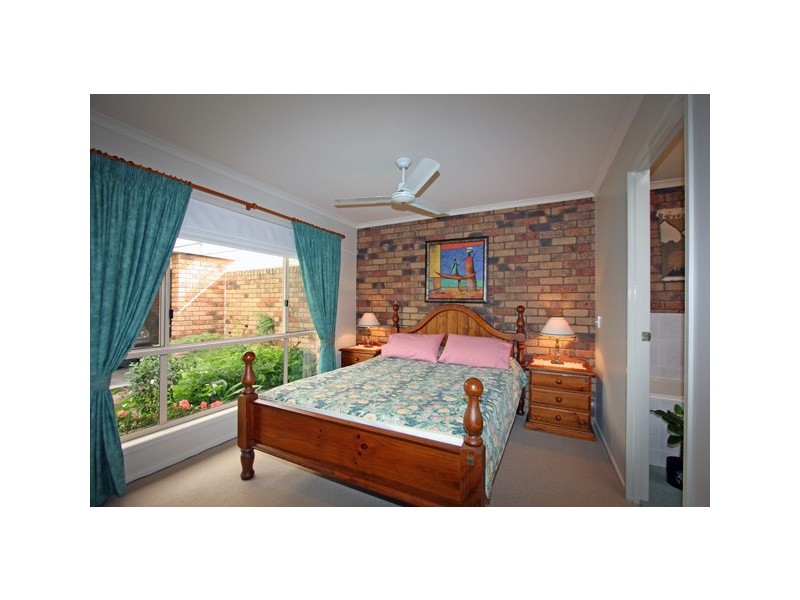 3 Woodland Close, Torquay QLD 4655