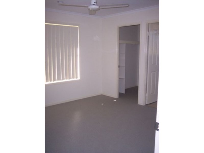 94 Endeavour Way, Eli Waters QLD 4655