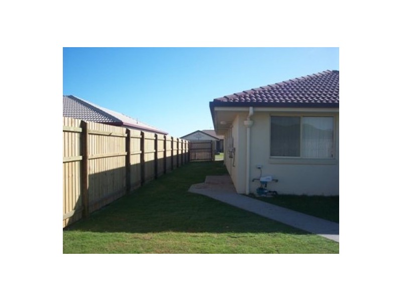 94 Endeavour Way, Eli Waters QLD 4655